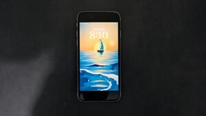 Apple iPhone SE (2020) front after six years of daily use