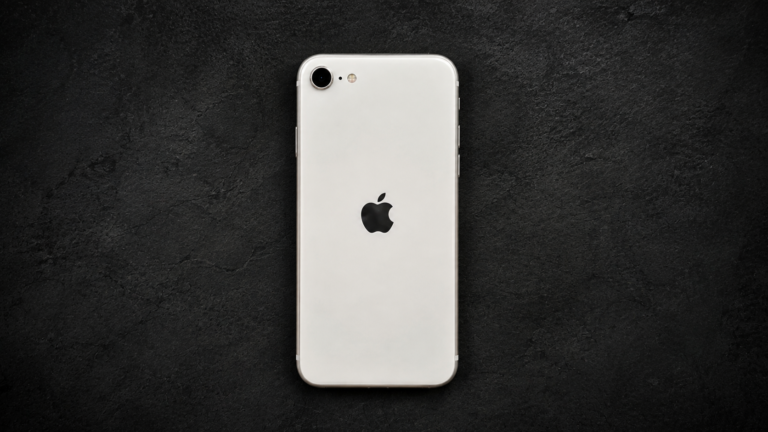 Apple iPhone SE (2020) after six years of daily use